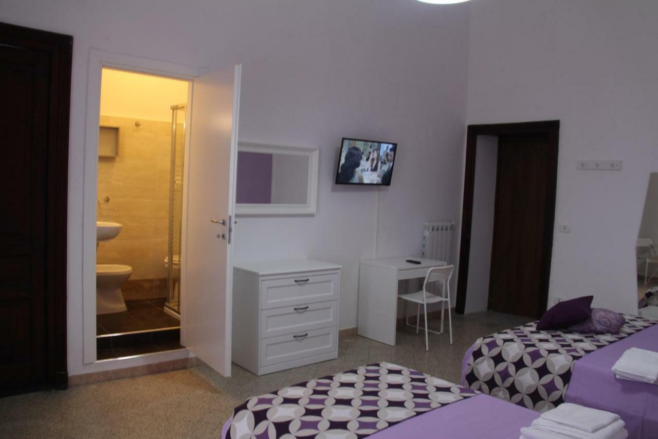 B&B Le Porte Di Napoli Eksteriør billede