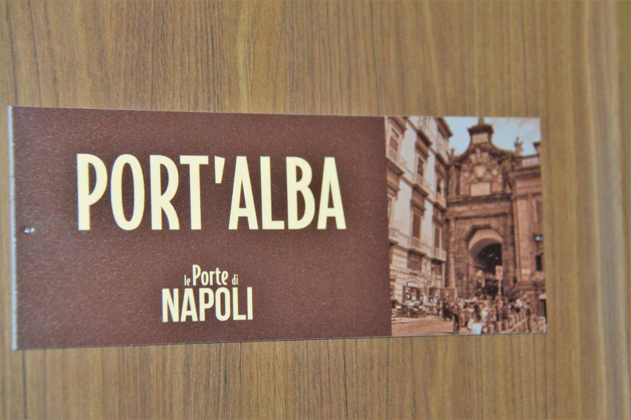 B&B Le Porte Di Napoli Eksteriør billede