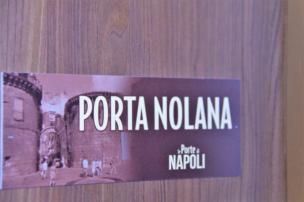 B&B Le Porte Di Napoli Eksteriør billede