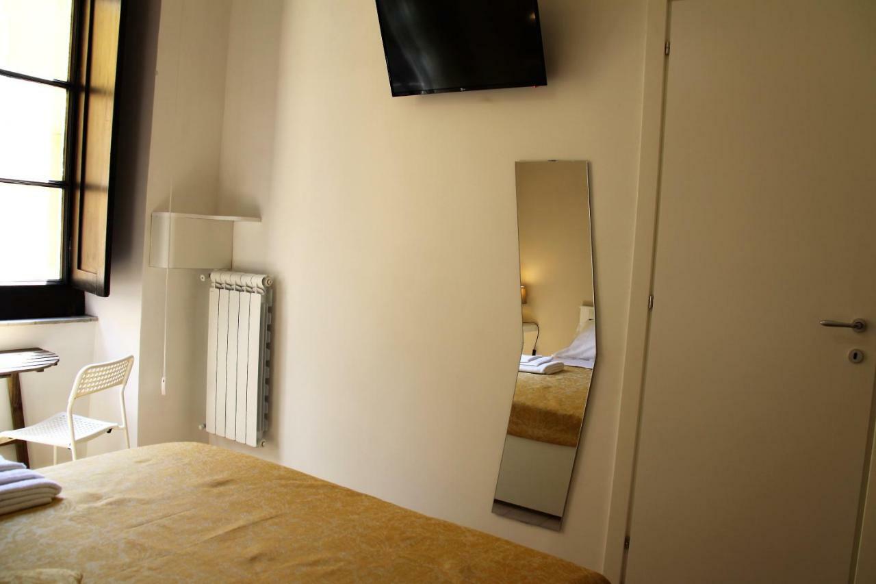 B&B Le Porte Di Napoli Eksteriør billede